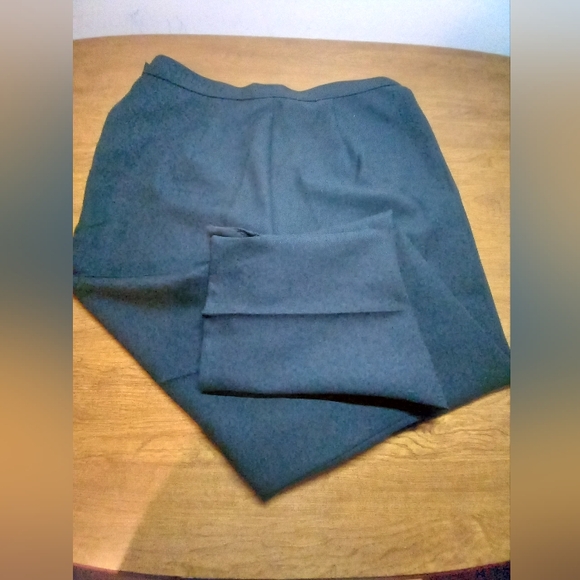 ALIA Slacks - Picture 2 of 5